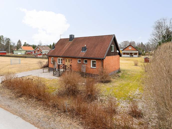 6 rok · 142 m² · Korsnäsvägen 16
