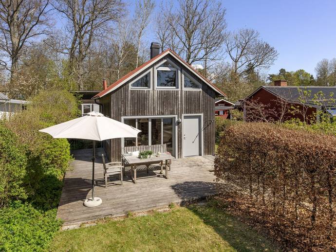 3 rok · 48 m² · Midsommarvägen 24