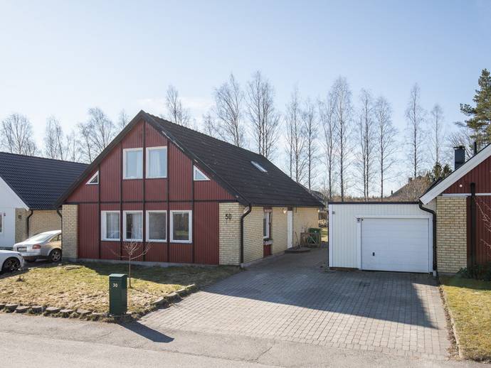 7 rok · 166 m² · Blyglansvägen 30