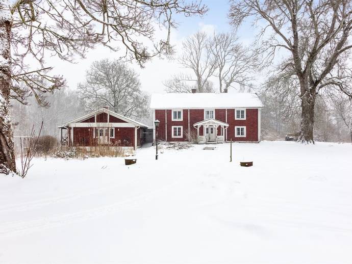 7 rok · 270 m² · Botahult Norregård 7