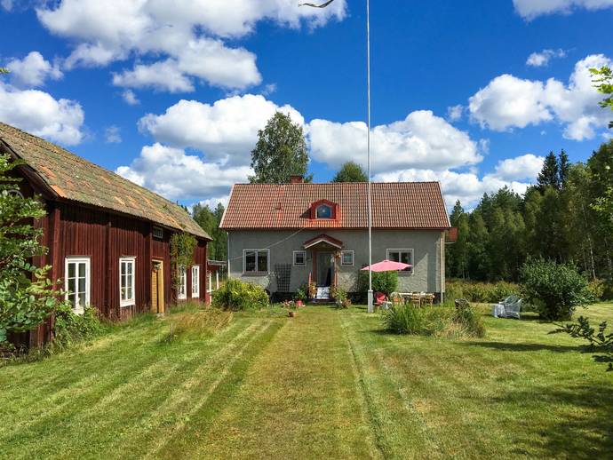 6 rok · 132 m² · Stalbo 235