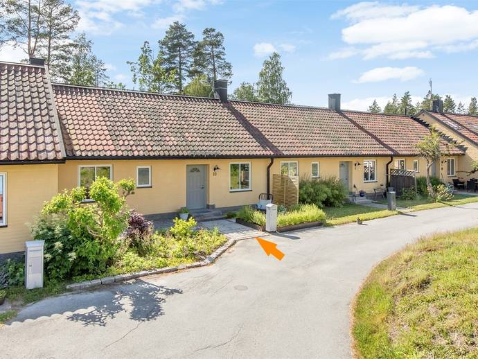 111 m² · Hushållargatan 10