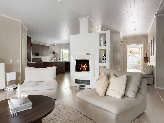 8 rok · 152 m² · Milavägen 49