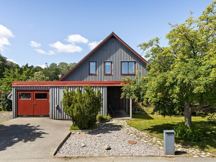 5 rok · 135 m² · Sparvens väg 2