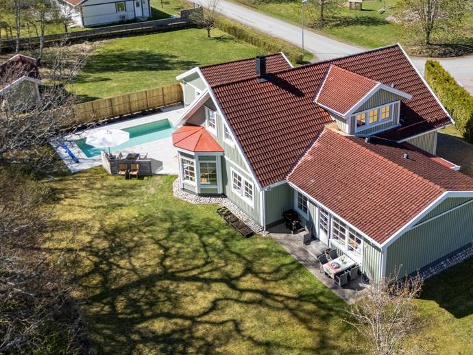 9 rok · 249 m² · Starrmossevägen 38