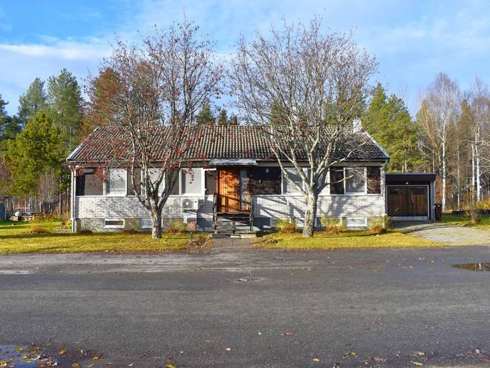 5 rok · 105 m² · Skogsvägen 5