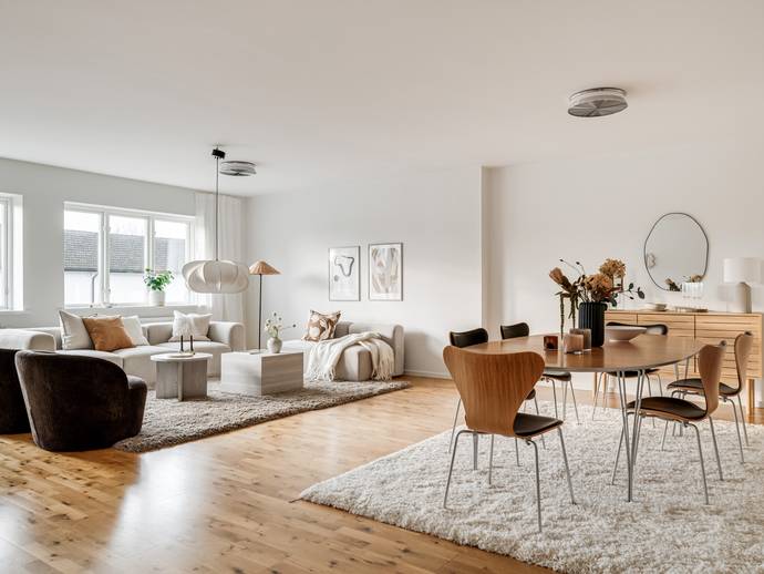 6 rok · 160 m² · Stora vägen 82