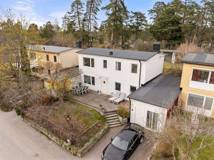 6 rok · 134 m² · Orrvägen 14