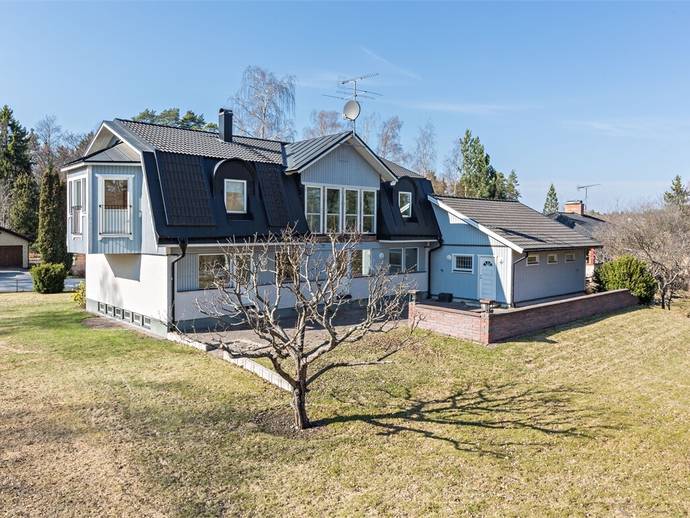 10 rok · 230 m² · Platåvägen 9