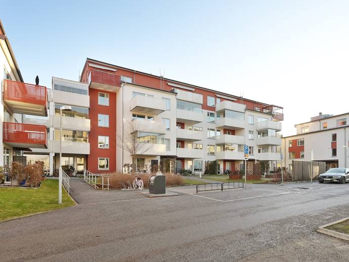 3 rok · 81 m² · Clas Horns väg 3A, 3tr