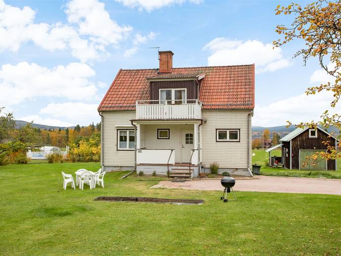 6 rok · 108 m² · Faluvägen 103