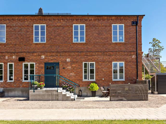2 rok · 48 m² · Bruksvägen 9C