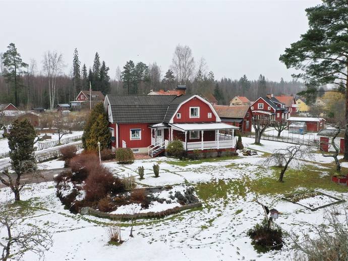 5 rok · 140 m² · Hyttvägen 10