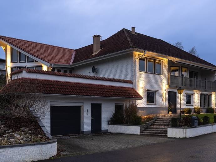 8 rok · 180 m² · Hjalmars väg 21