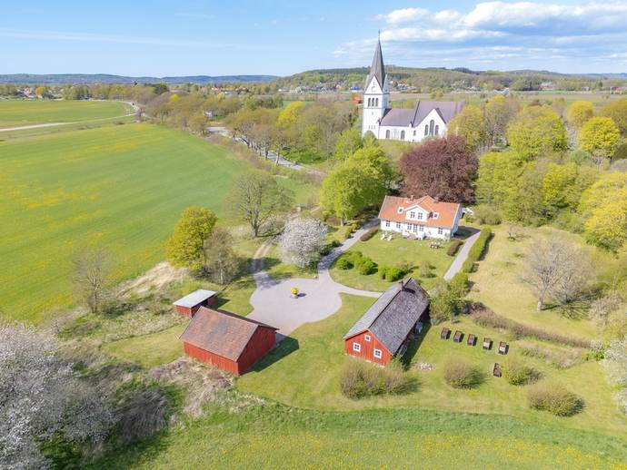 8 rok · 235 m² · Harplinge Klockaregård 465