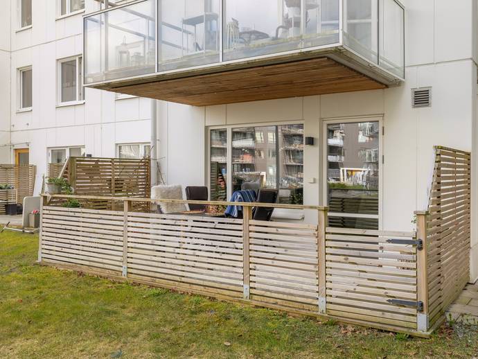 1 rok · 34 m² · Femstenavägen 3, markplan