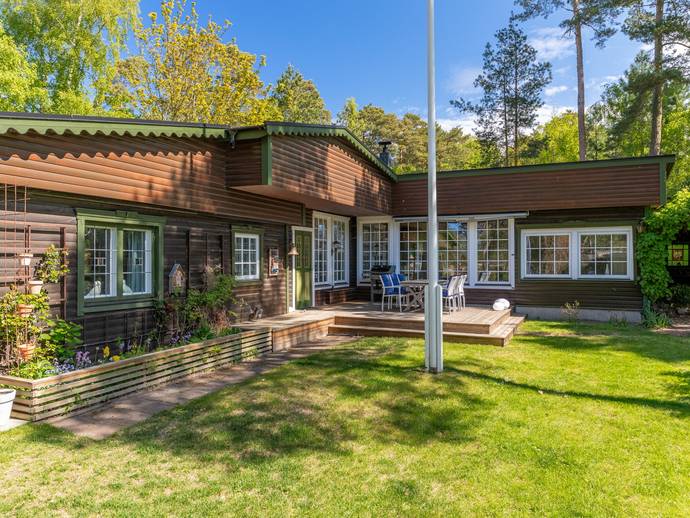 4 rok · 116 m² · Midsommarvägen 18