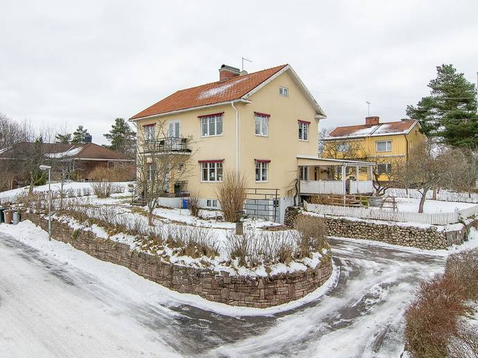 7 rok · 150 m² · Solbergsvägen 6