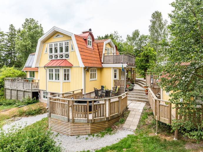 5 rok · 176 m² · Törreby 124