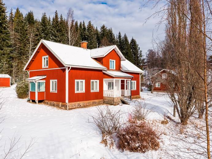 7 rok · 141 m² · Borrsjön 93