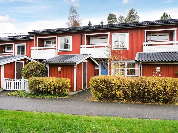 3 rok · 82,5 m² · Sköttmors väg 11D