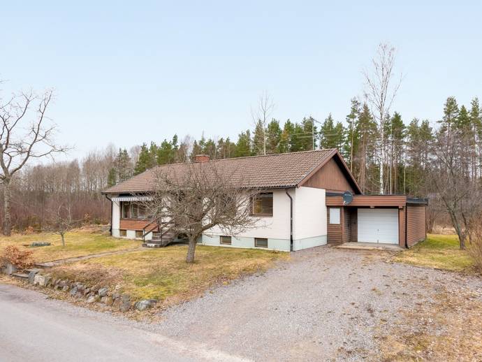 114 m² · Tippvägen 4
