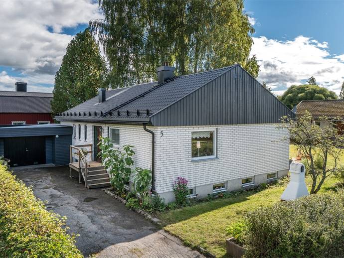 5 rok · 99 m² · Gruppvägen 5