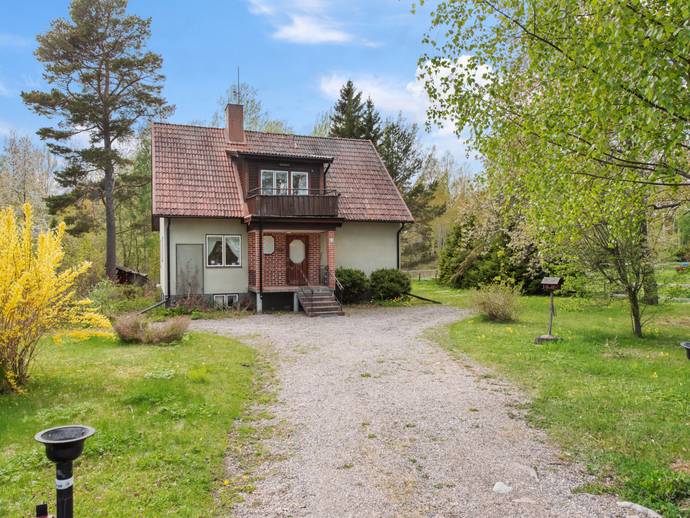 6 rok · 125 m² · Skogsbacken 23