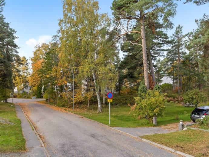 Richard Berghs väg 8