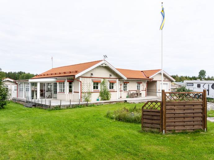 4 rok · 105 m² · Ösbylundsvägen 7