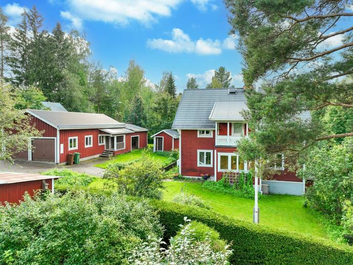 5 rok · 153 m² · Åsvägen 4