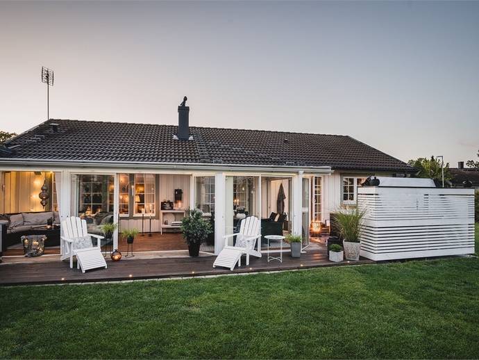 6 rok · 148 m² · Snösvängen 1