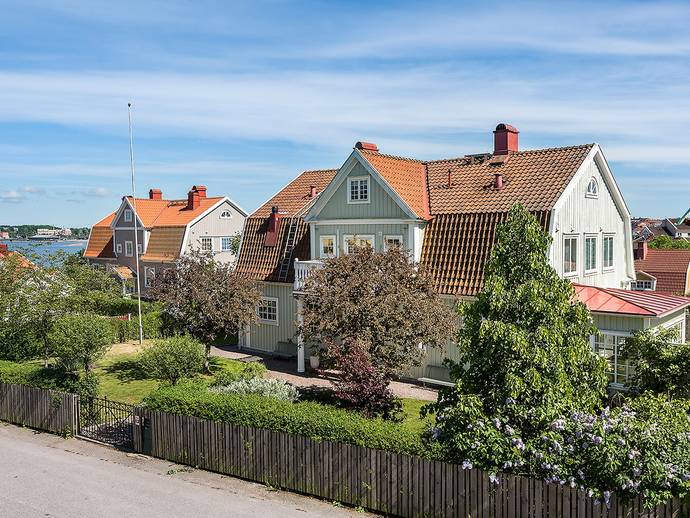 8 rok · 223 m² · Haglövägen 4