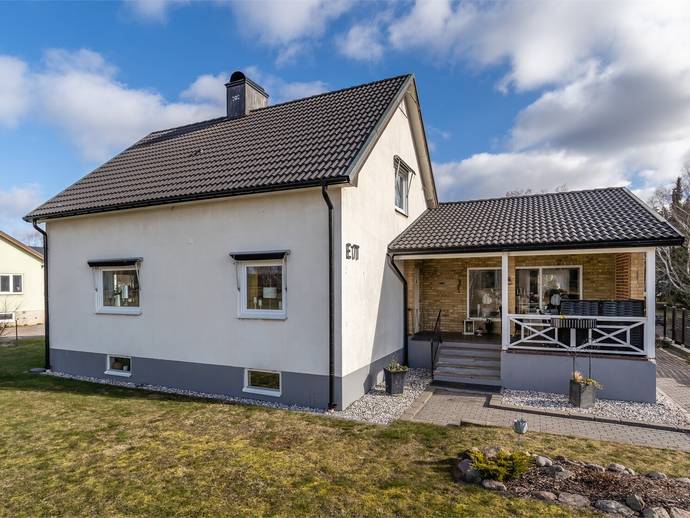 5 rok · 145 m² · Hagavägen 1
