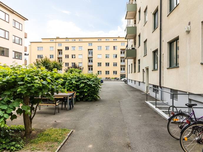 1 rok · 33,5 m² · Östra Boulevarden 19a