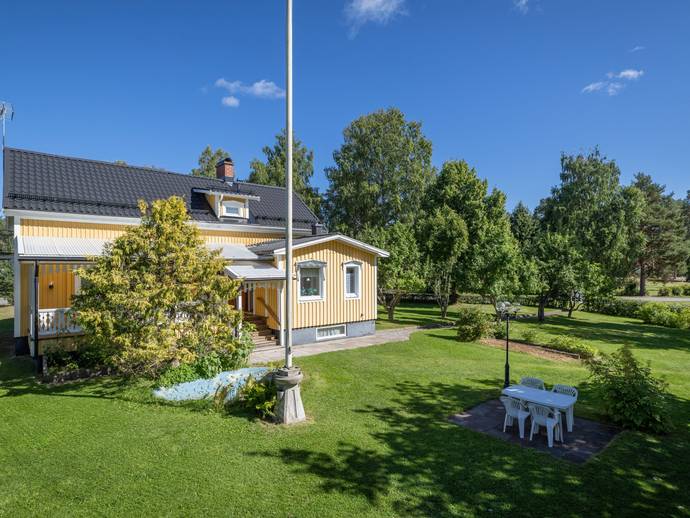 5 rok · 136 m² · Skråmträskvägen 3