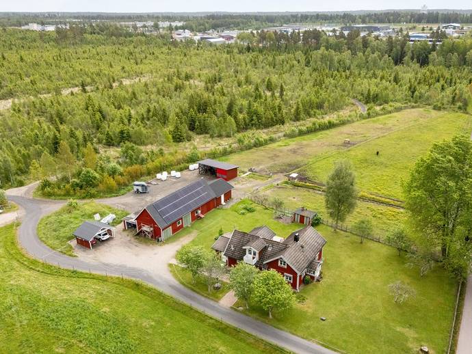 6 rok · 165 m² · Tofta Ängarna 1