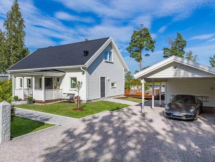 5 rok · 130 m² · Solgläntans väg 4