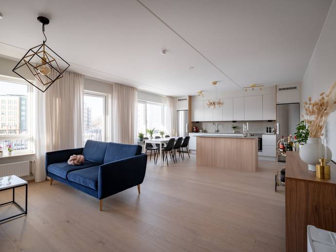 4 rok · 94 m² · Stationsvägen 72