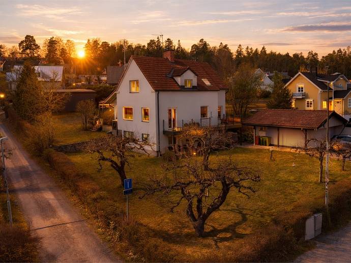 7 rok · 170 m² · Vallmovägen 6