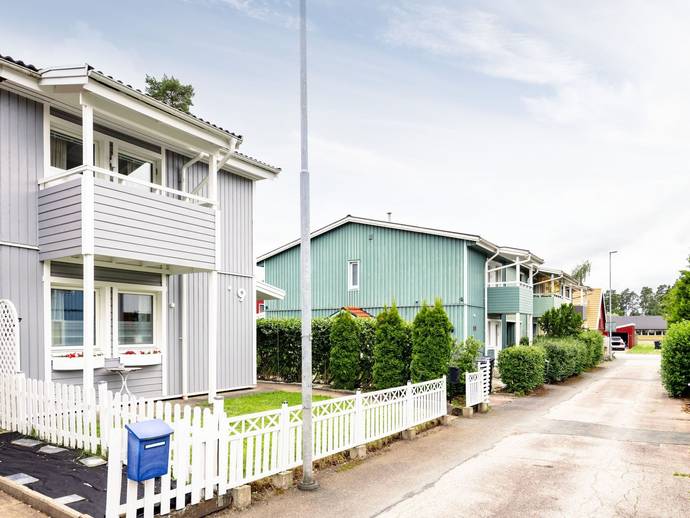 4 rok · 126 m² · Slagstigen 9