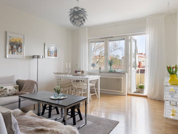 2 rok · 58 m² · Karmstolsvägen 8, 2 tr