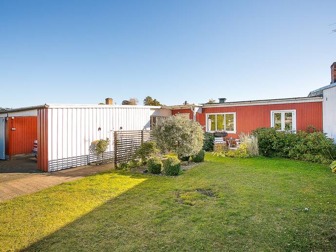 6 rok · 107 m² · Kastanjevägen 30