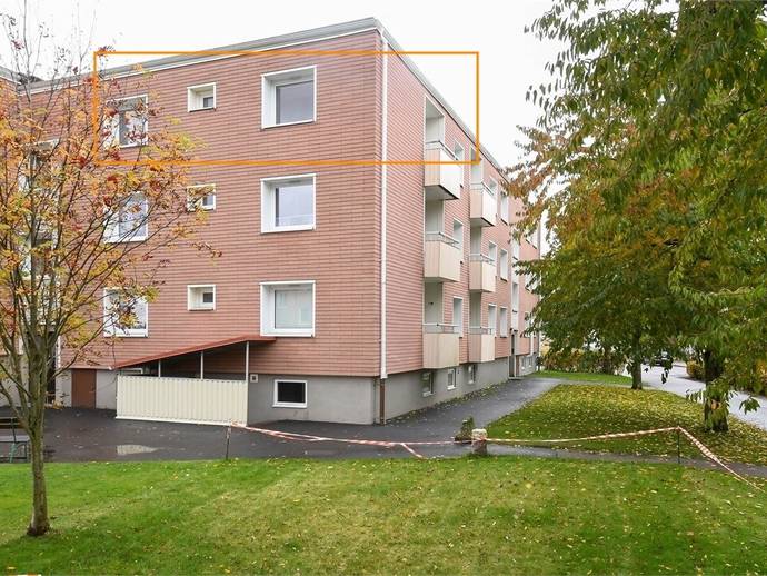 1 rok · 42 m² · Telegatan 13