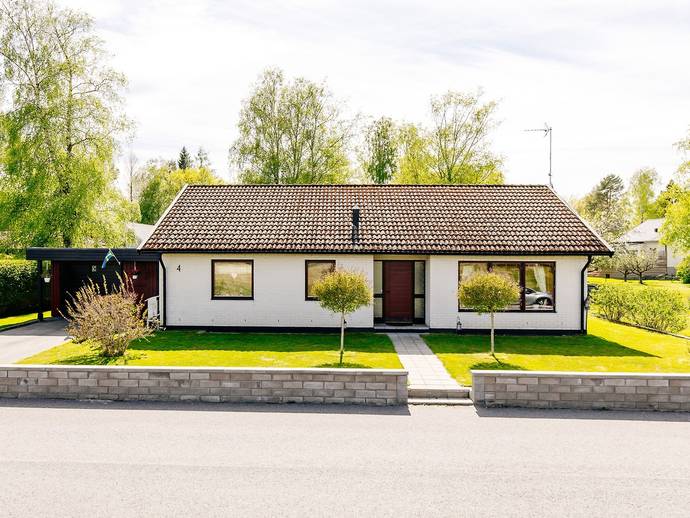 4 rok · 121 m² · Kapellsvägen 4