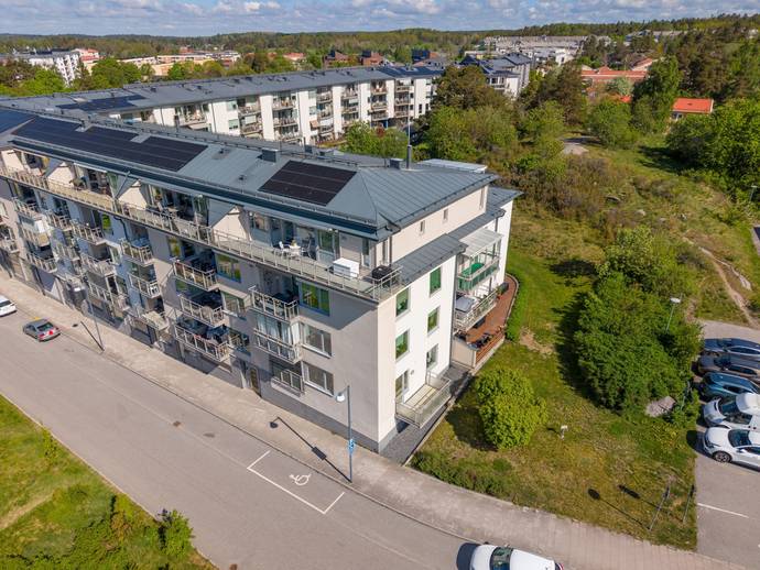 2 rok · 51 m² · EBJÖRNS VÄG 5