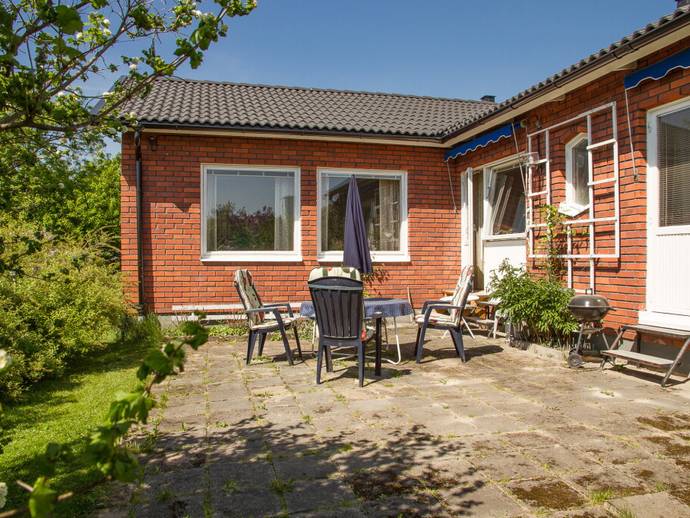 8 rok · 124 m² · Lövängsvägen 3