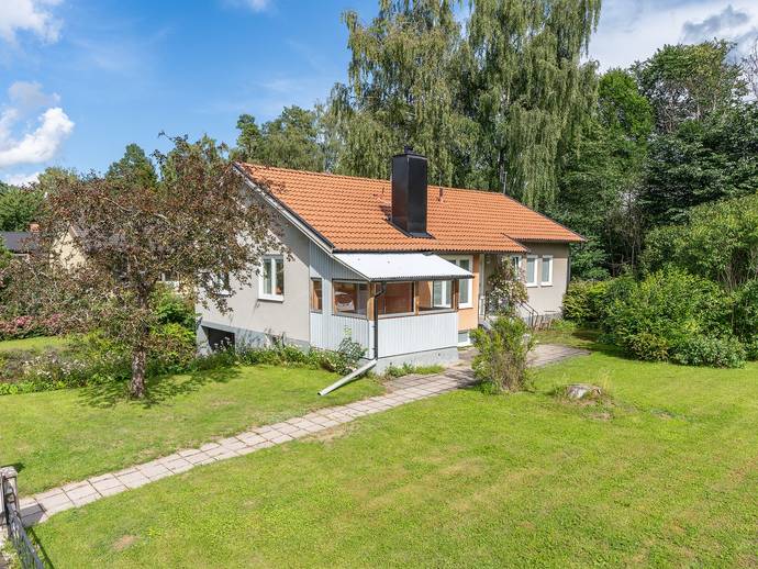 4 rok · 74 m² · Brännströms väg 10