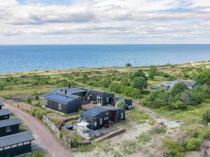 6 rok · 161 m² · Lofta kustväg 8