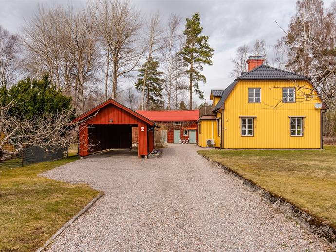 6 rok · 128 m² · Myrmalmsvägen 12